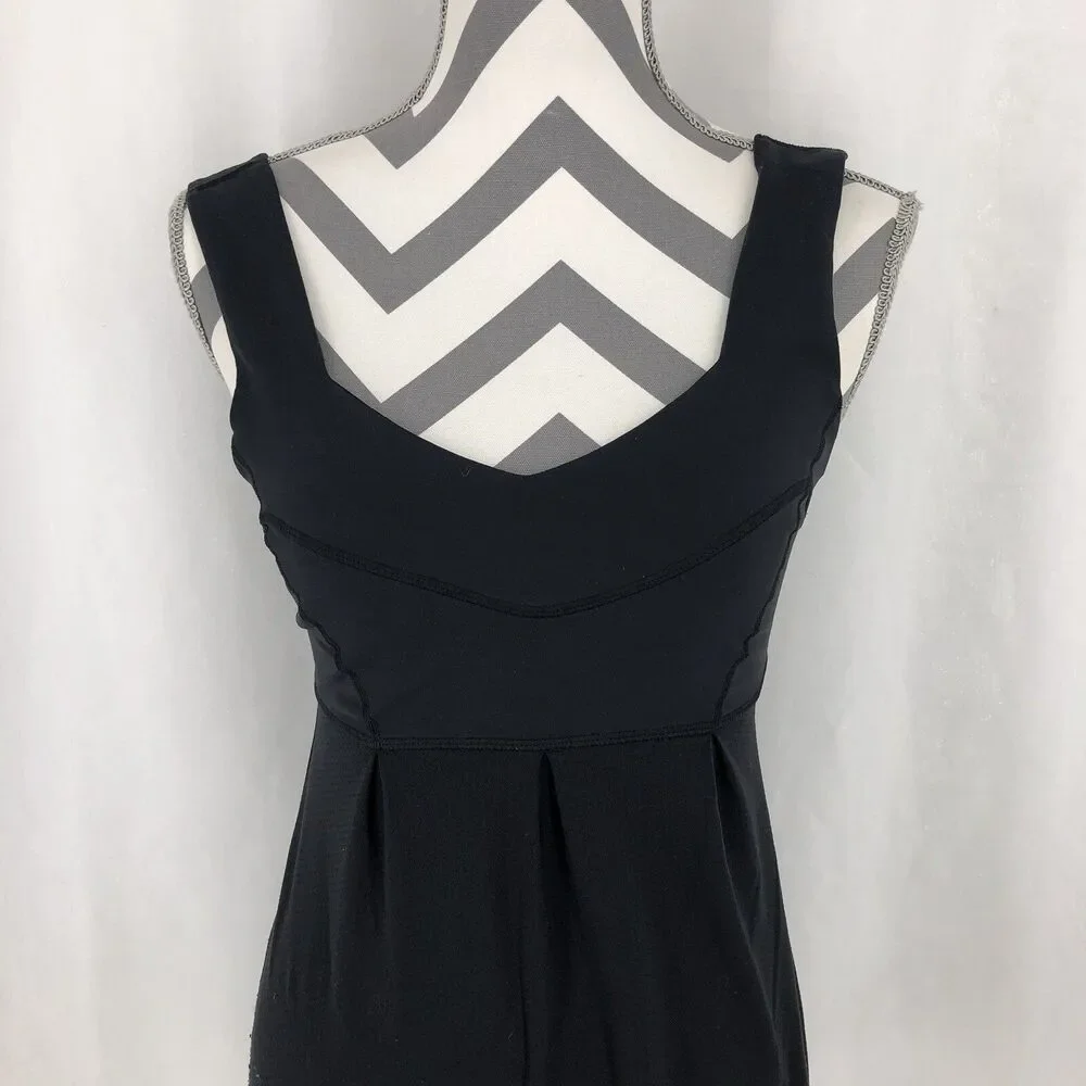 Lululemon Black Pleated Yoga Tank Sleeveless Elastic Drawstring Waist Size 8